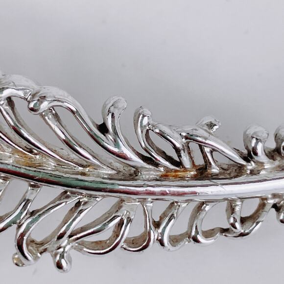 VTG Signed SAC Mid Century Brooch Silver Tone Openwork Feather Leaf - Picture 6 of 11